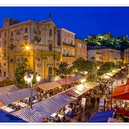 Place Du Palais * Nice